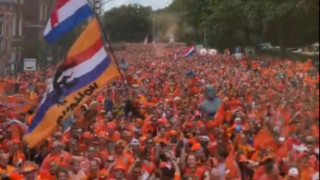 Euro 2024: Οι Ολλανδοί πλημμύρισαν τους δρόμους του Αμβούργου