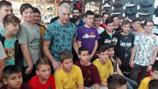 Αποθέωση για τον Νίκο Γκάλη σε εκδήλωση του Ρεθύμνου! (pics)