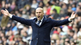 Η αντίδραση του Ζιντάν και το... σκισμένο παντελόνι του (vid)