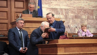 Γι' αυτό το λόγο συγκινήθηκε στη Βουλή ο Ιβάν Σαββίδης (PICS)
