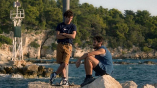 Maestrο: Το φιλί του Χαλκιά με τον Μπένο στα γυρίσματα (pic)