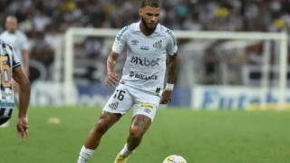 Στο στόχαστρο του Άρη ο Νέιθαν Σάντος