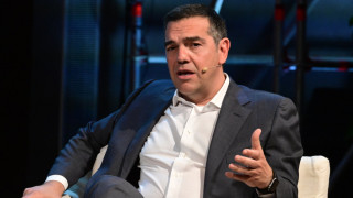«Πρόεδρε, θα πέσουμε για ένα κωλοόνομα;»: Τι απαντά ο Αλέξης Τσίπρας για τη Συμφωνία των Πρεσπών