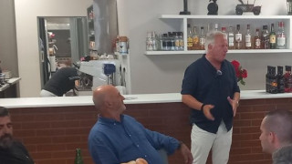 «Γέφυρα» αλληλεγγύης για βετεράνους ποδοσφαιριστές το σπίτι του ποδοσφαιριστή