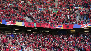 Euro 2024: Κατακλύζουν το Ντίσελντορφ οι Αλβανοί, 35.000 στο γήπεδο, 100.000 στην πόλη! (vids)