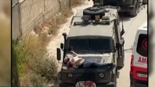 Σάλος! Ισραηλινοί έδεσαν Παλαιστίνιο στο καπό στρατιωτικού οχήματος