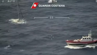 Φρίκη: 16χρονη βιάστηκε και στραγγαλίστηκε μέσα σε σκάφος που μετέφερε μετανάστες