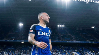 Στα... 40 και συνεχίζει ο Καθόρλα!