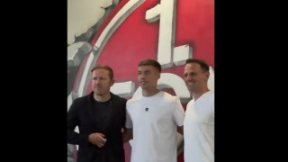 Στέφανος Τζίμας-Οι πρώτες του στιγμές στη Νυρεμβέργη: Από την άφιξη μέχρι την αγκαλιά με τον Ρέμπε (vid)