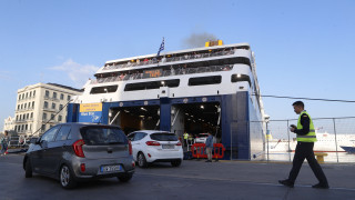 Φολέγανδρος: Πλοίο προσέκρουσε στο λιμάνι-Πέντε τραυματίες