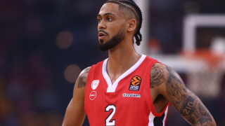 Φοράει ξανά τα «ερυθρόλευκα» ο Ντόρσεϊ-Στην Αθήνα για τις υπογραφές