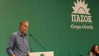 Εκλογές ΠΑΣΟΚ: Υποψήφιος για την ηγεσία και ο Παύλος Γερουλάνος