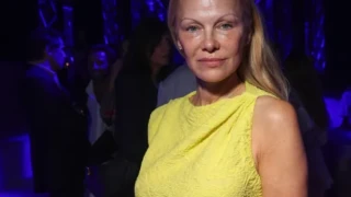 Πάμελα Άντερσον: Έγινε 57 ετών και το γιόρτασε «πιο ευτυχισμένη από ποτέ»