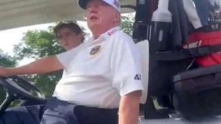 Ο Τραμπ αποκάλεσε τον Μπάιντεν «κατεστραμμένο σωρό από σκ@τ@»