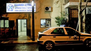 Χαμός στα κρατητήρια του Αγίου Παντελεήμονα - Έβαλαν φωτιά σε στρώματα!