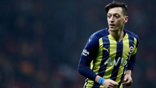 Ξεχάστε την ποδοσφαιρική εμφάνιση του Οζίλ - Δείτε πως έχει γίνει μετά την απόσυρσή του