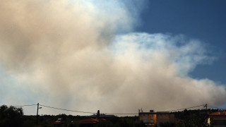 Μεγάλη φωτιά στην Αττική: Μήνυμα του 112-Εκκενώνονται Ανάβυσσος και Π. Φώκαια