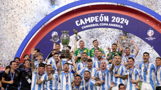 Κόπα Αμέρικα: «Πνίγηκε» το Μπουένος Άιρες στην άφιξη της «Αλμπισελέστε»