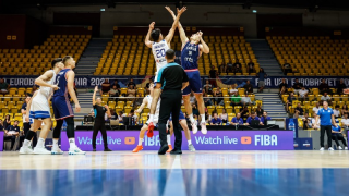 EuroBasket U20: Με το δεξί ξεκίνησε η Εθνική Νέων - Επικράτησε με 75-73 της Σερβίας (vid)