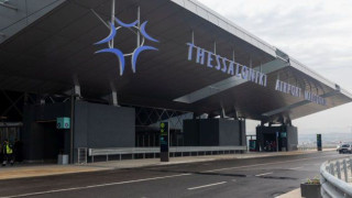 Θεσσαλονίκη-Επιτέθηκε και δάγκωσε αστυνομικό: «Δεν ήθελα να κατεβάσω το εσώρουχό μου»