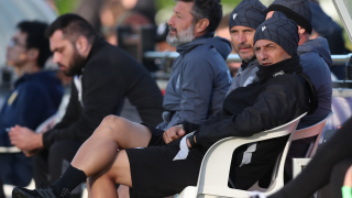 Αυτός ξέρει. Αυτόν εμπιστευόμαστε. Κι ο χρόνος θα δείξει (τον) Ραζβάν…