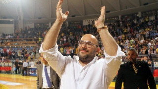 Πιλότος τα έργα  και  οι  ημέρες  του  Νίκου Λάσκαρη