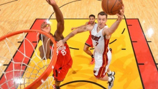 Ισοφάρισαν οι Χιτ με εντυπωσιακό Ντράγκιτς (video)