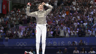 Η αθλήτρια που απέκλεισε τη Δώρα Γκουντούρα κατέκτησε το χρυσό μετάλλιο στη σπάθη γυναικών