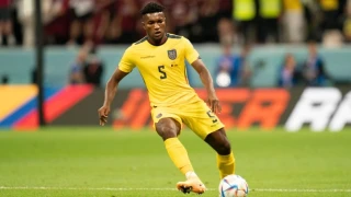 Νιούπορτ για Σιφουέντες: «Δεν είχε θετική παρουσία στη Ρέιντζερς αλλά έχω καλή άποψη γι' αυτόν»