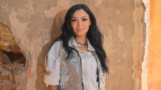 Εβίτα Σερέτη: Με την υπογραφή Κυριάκου Παπαδόπουλου το νέο της τραγούδι (vid)