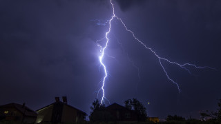 Κίνα: 6 νεκροί μετά από κατάρρευση περιπτέρου λόγω... κεραυνών!