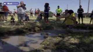 To alternative τρέξιμο που... «δοκιμάζει» τα ζευγάρια!