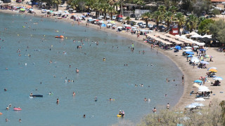 ΕΛΣΤΑΤ: Ελεύθερη πτώση του τζίρου σε Μύκονο και Σαντορίνη