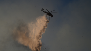 Πέλλα: Φωτιά σε δασική έκταση στο Λουτράκι-Επιχειρεί και ελικόπτερο