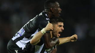 ΠΑΟΚ: Ευκαιρία για ρυθμό αλλά τα χαλά η κόκκινη κάρτα