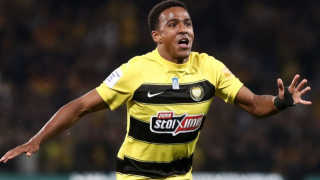 AEK: Ματιές της Μίντιλαντ στον Ελίασον