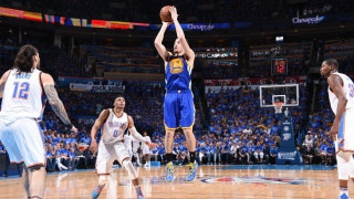 ΑΠΙΘΑΝΟ! Προσκύνησε τον Τόμπσον ο ιδιοκτήτης των Γουόριορς (video)