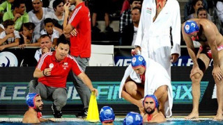 Έπεσε σε τείχος και έχασε το τρόπαιο   ο Ολυμπιακός