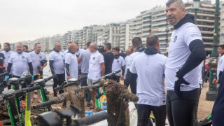 Θεσσαλονίκη: Καθαρισμός του Θερμαϊκού από... πατίνια