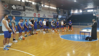 Ηρακλής: Αγιασμός πριν την προπόνηση, διάστρεμμα ο Τσιακμάς!