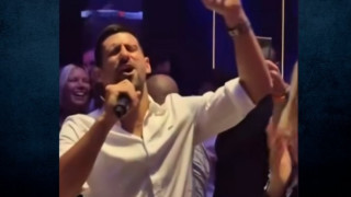 Ο Τζόκοβιτς ξεφάντωσε με... Τριαντάφυλλο