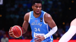 Αντετοκούνμπο: Στη Θεσσαλονίκη αλλά εκτός αγώνα με το Μαυροβούνιο