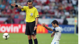 Τα μπρος-πίσω του Λανουά «στοχοποιούν» τους διαιτητές