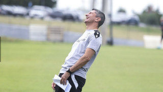 ΠΑΟΚ: Το δηκτικό χαμόγελο του Ραζβάν Λουτσέσκου για την τιμωρία του