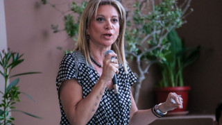 Μαρία Καρυστιανού κατά Οικονόμου για τη δήλωση περί ασφάλειας των σιδηροδρόμων