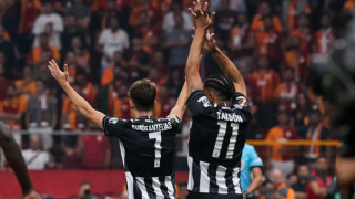 Όσα δεν είδατε από τη «μάχη» του ΠΑΟΚ με τη Γαλατασαράι: Ο Γ. Σαββίδης και ο οπαδός Πέλκας (vid)