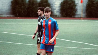 Επαγγελματικό ντεμπούτο για τον γιο του Παντελή Καπετάνου, Γιάννη!