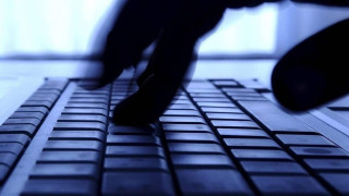 Μεσολόγγι: Συνελήφθησαν τρεις μαθητές για εκδικητική πορνογραφία