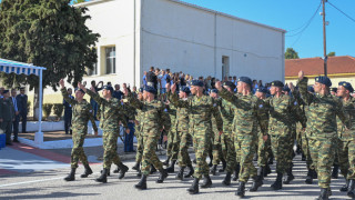 Σε ορκωμοσία στη Θήβα ο Δένδιας: Τι αποκάλυψε για τις αλλαγές που έρχονται στη στρατιωτική θητεία
