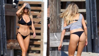 Σε παραλία με μικροσκοπικό μαγιό η Σάρλοτ ΜακΚίνι! (pics)